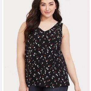 Torrid BLACK STUDIO KNIT CHEVRON PRINT TANK Size 2